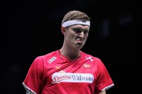 问鼎官方网站 -赛地聚焦——足总杯加时末段热度飙升，华盛顿奇才遗憾出局，媒体盛赞，心理建设被强调的简单介绍